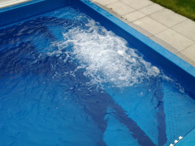 lamin�tov� baz�ny - Slapy