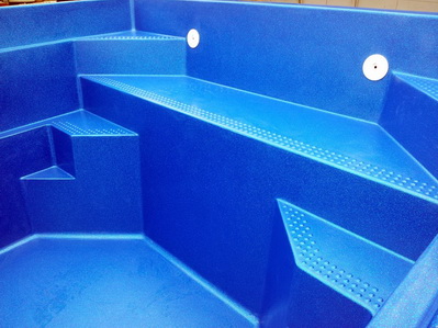 lamin�tov� baz�ny - Slapy